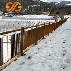 Corten acéloszlopok kerítésekhez